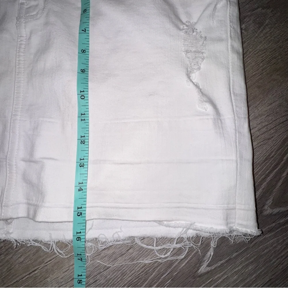 J Brand Lela pencil skirt in destructive white denim distressed 32